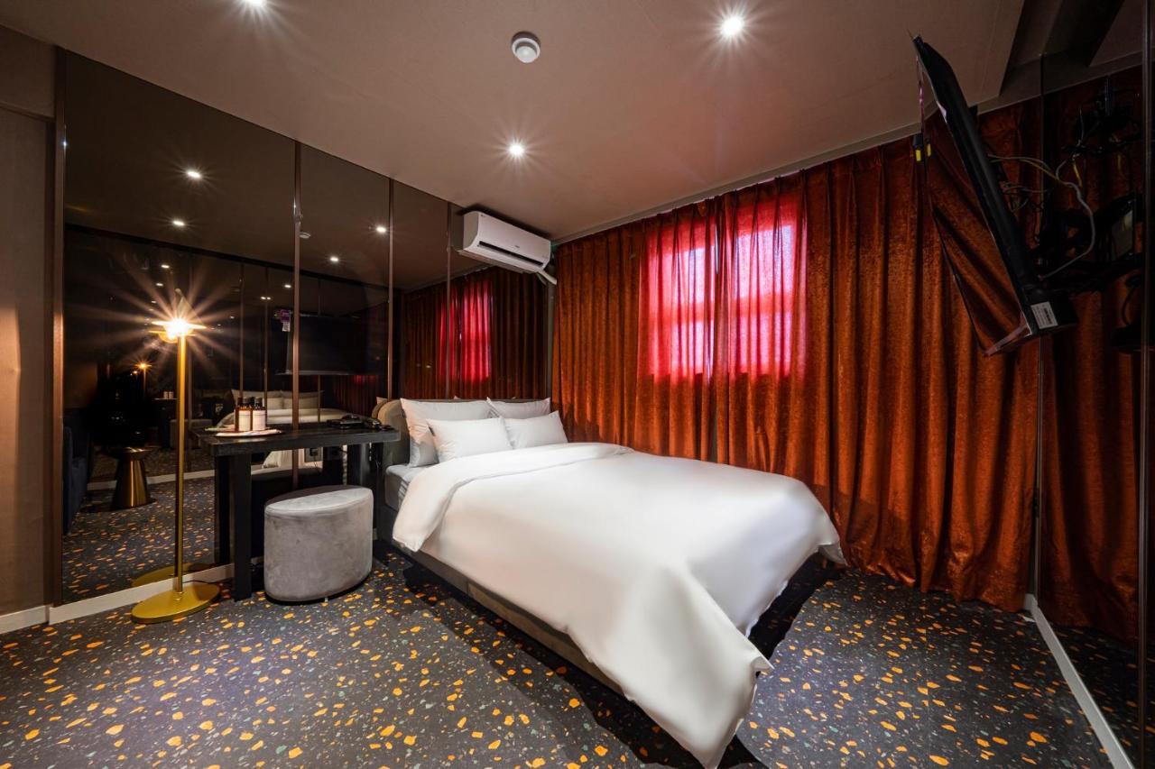 Knockin Hotel Daejeon By Aank Esterno foto